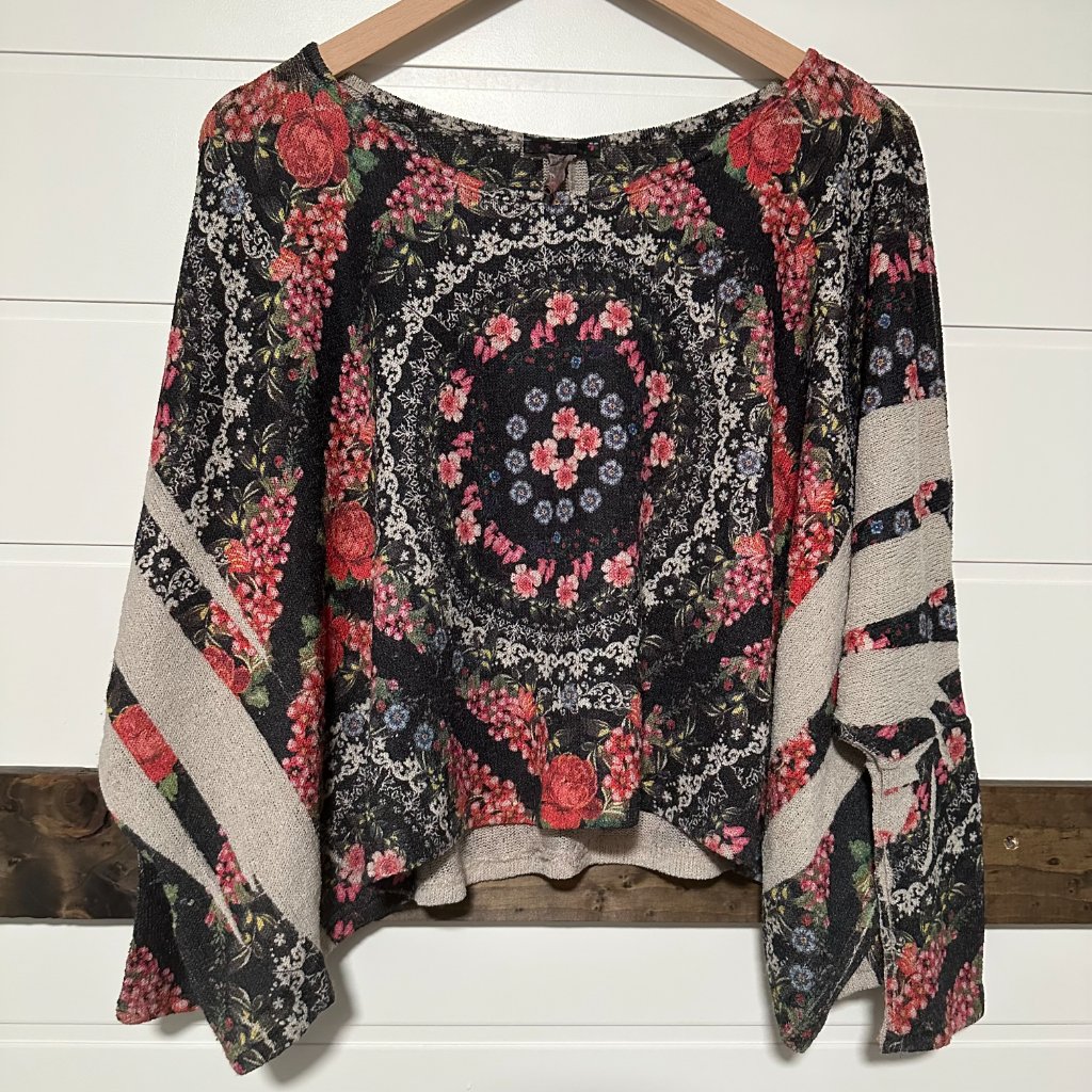 Boho / Fairycore Inspired Floral Tapestry Knit Sweater Size L